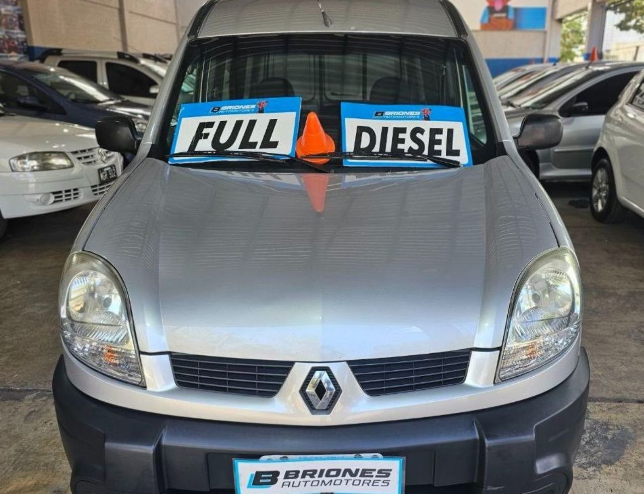 Renault Kangoo Usada en Mendoza, deRuedas