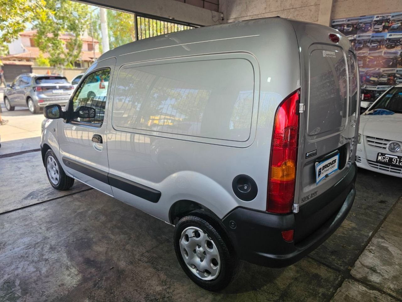 Renault Kangoo Usada en Mendoza, deRuedas