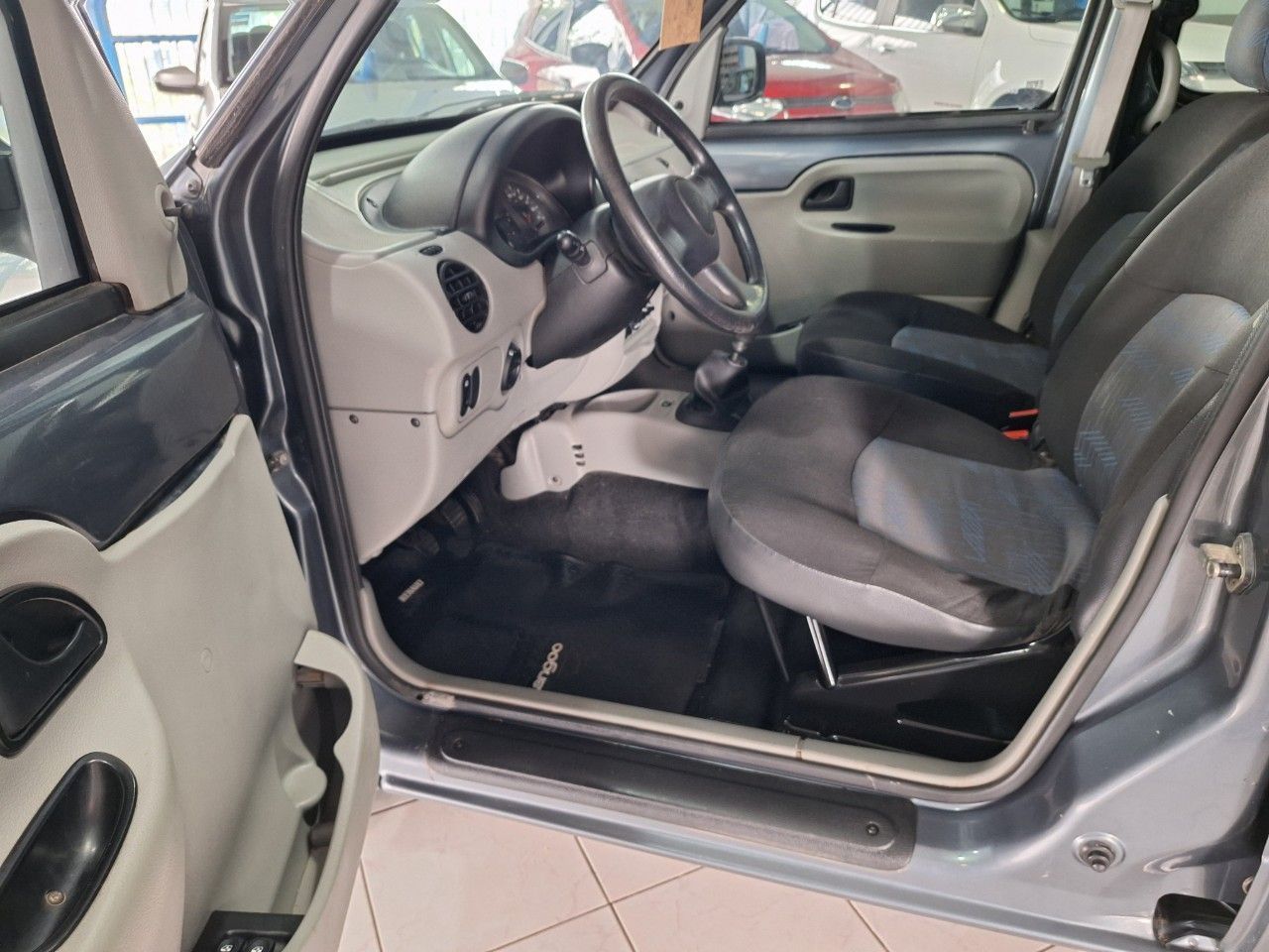 Renault Kangoo Usada Financiado en Mendoza, deRuedas