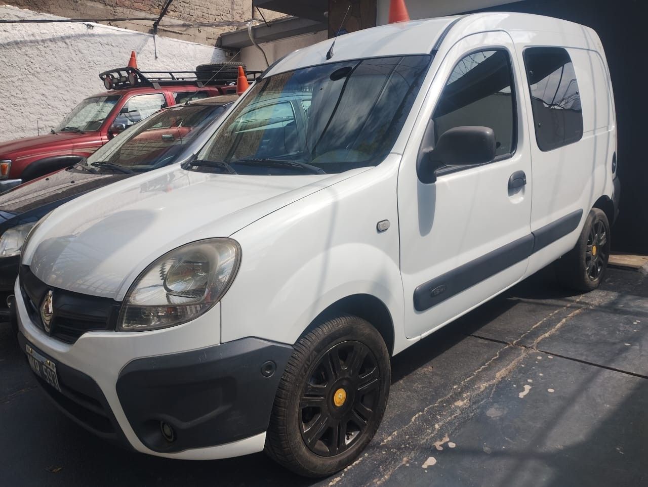 Renault Kangoo Usada en Mendoza, deRuedas