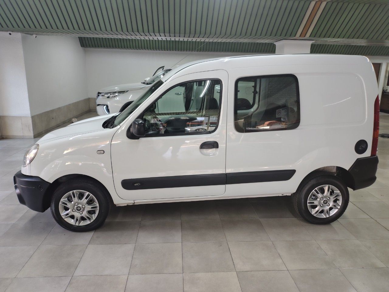 Renault Kangoo Usada en Mendoza, deRuedas