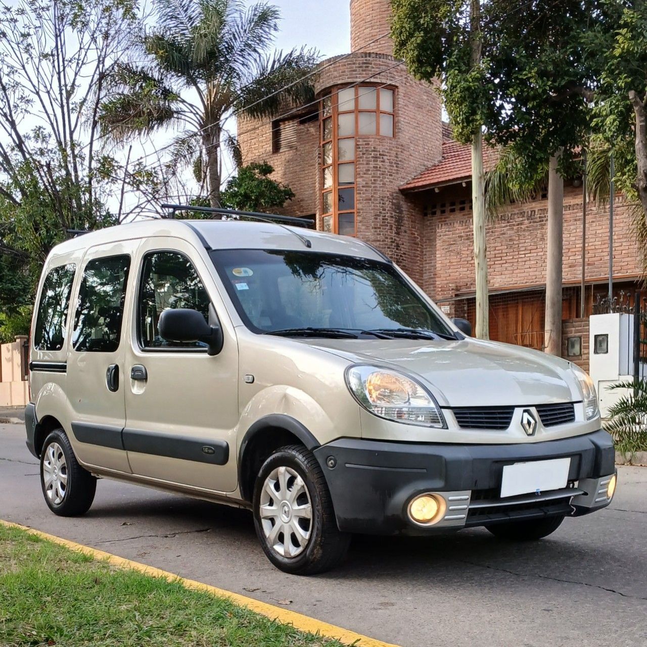 Renault Kangoo Usada Financiado en Córdoba, deRuedas