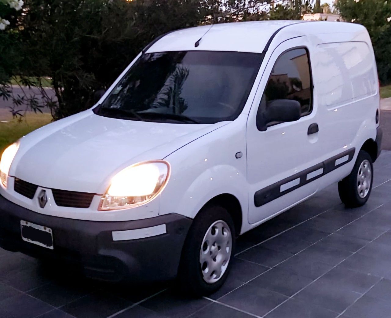 Renault Kangoo Usada en Santa Fe, deRuedas