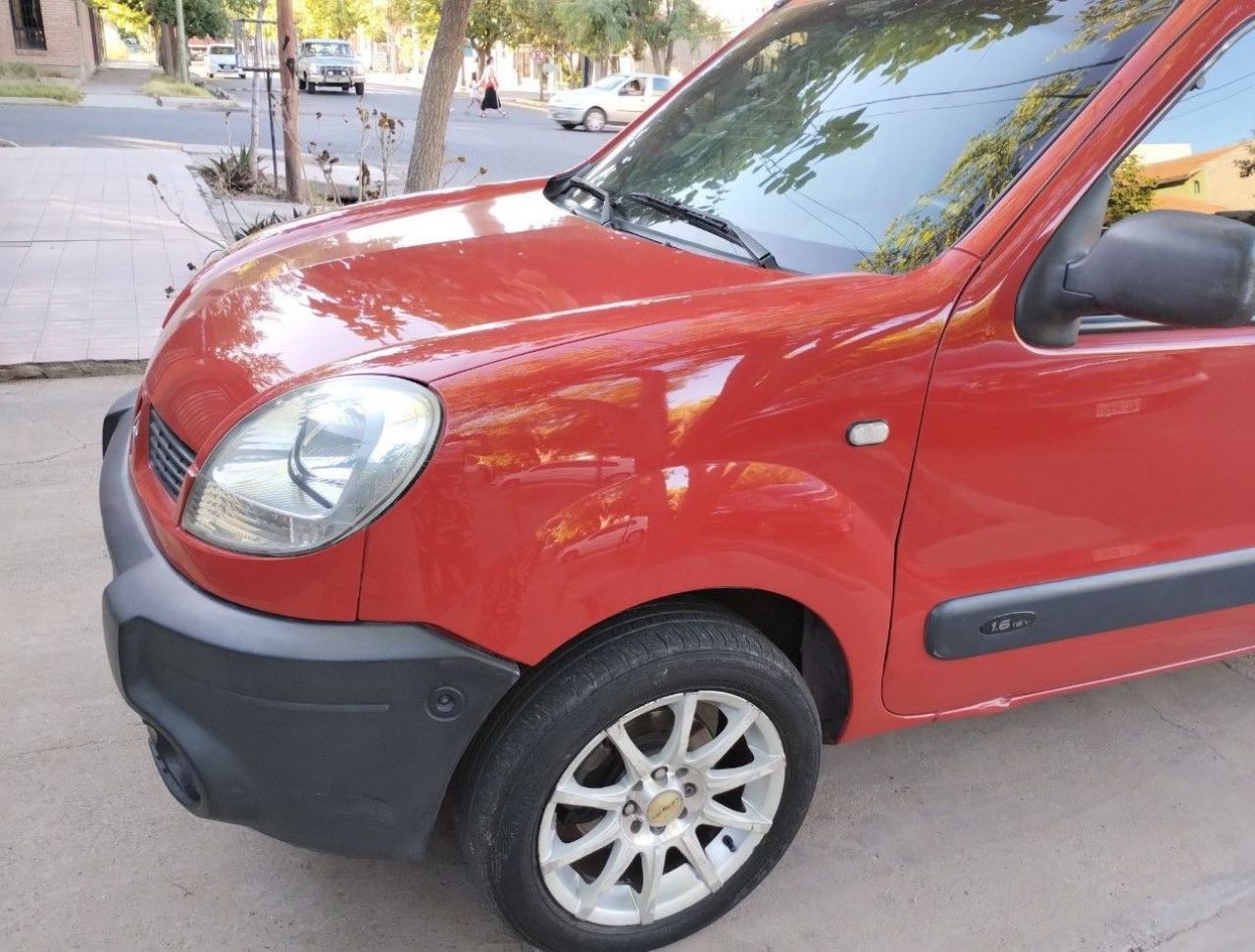 Renault Kangoo Usada en Mendoza, deRuedas