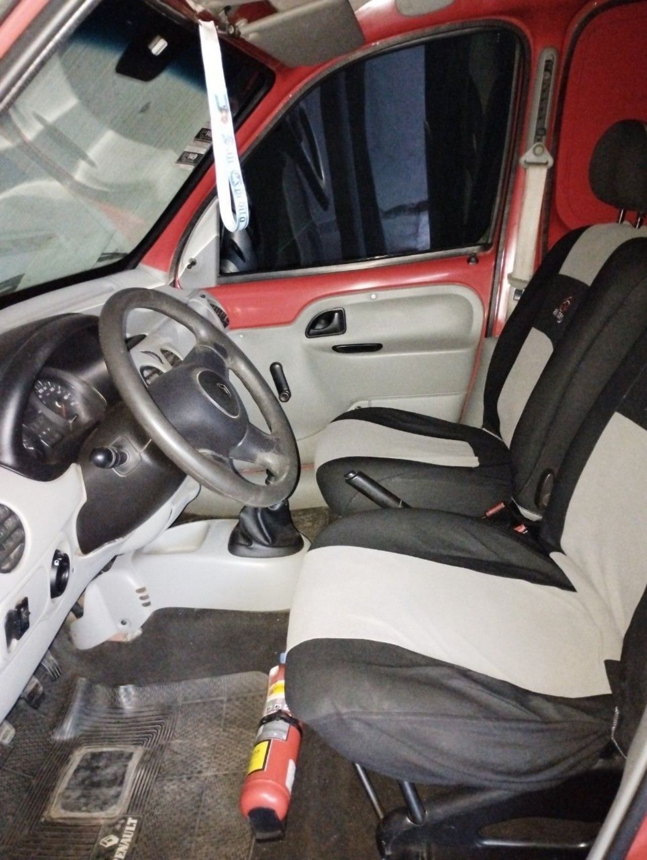 Renault Kangoo Usada en Mendoza, deRuedas