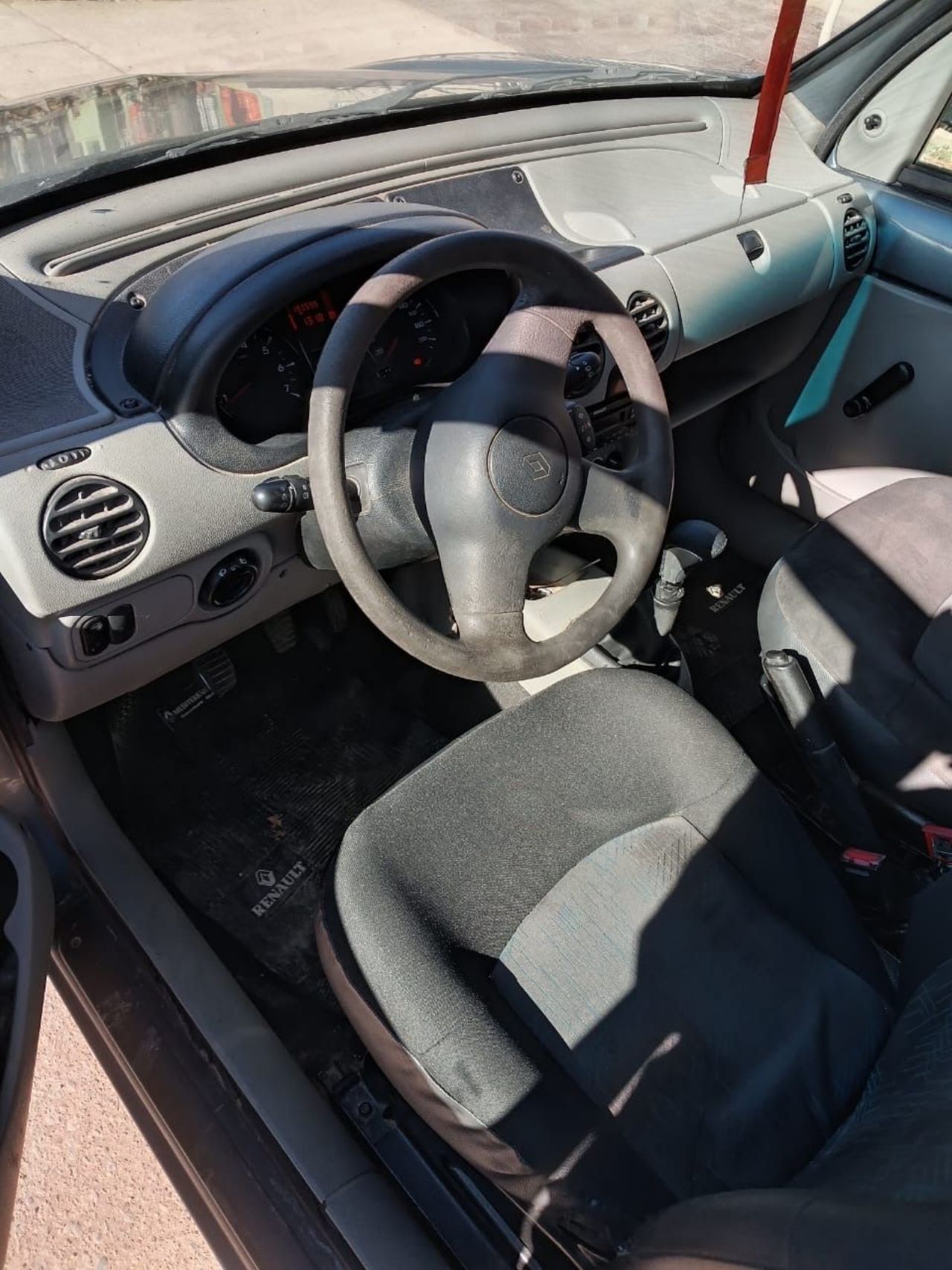 Renault Kangoo Usada en Mendoza, deRuedas
