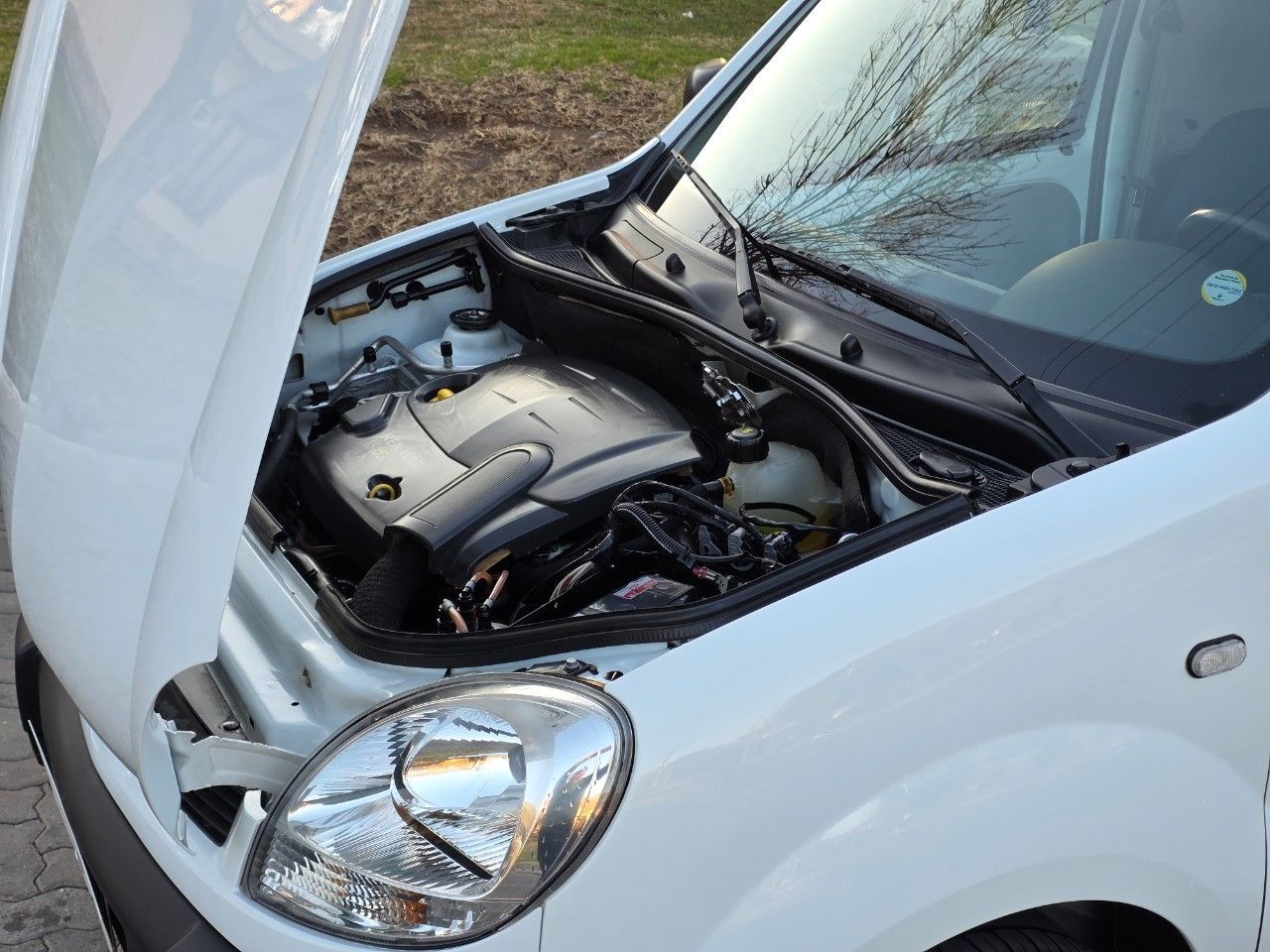 Renault Kangoo Usada en Mendoza, deRuedas