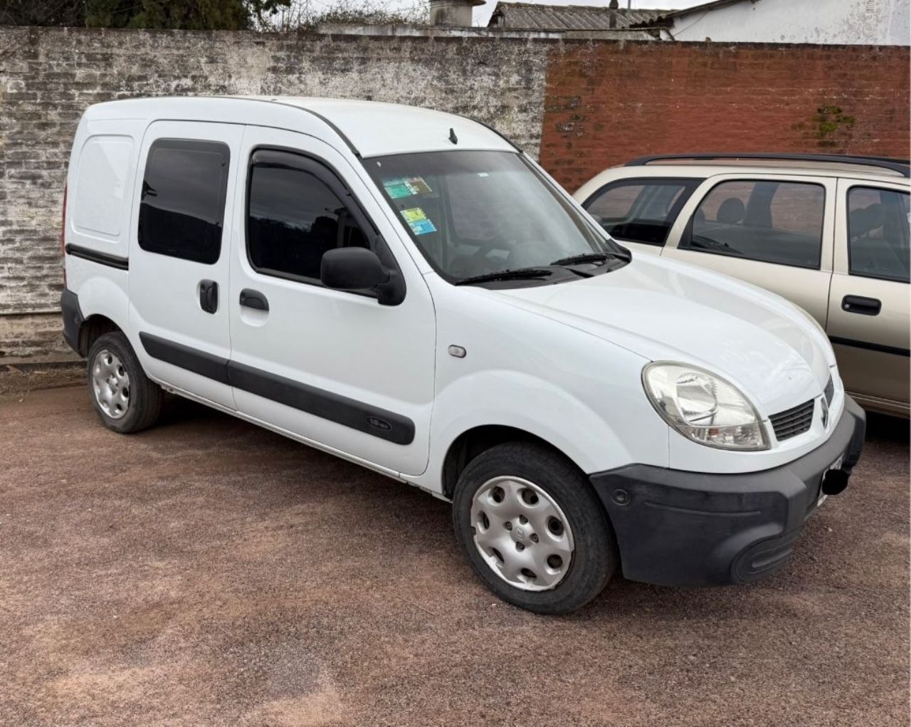 Renault Kangoo Usada en Buenos Aires, deRuedas