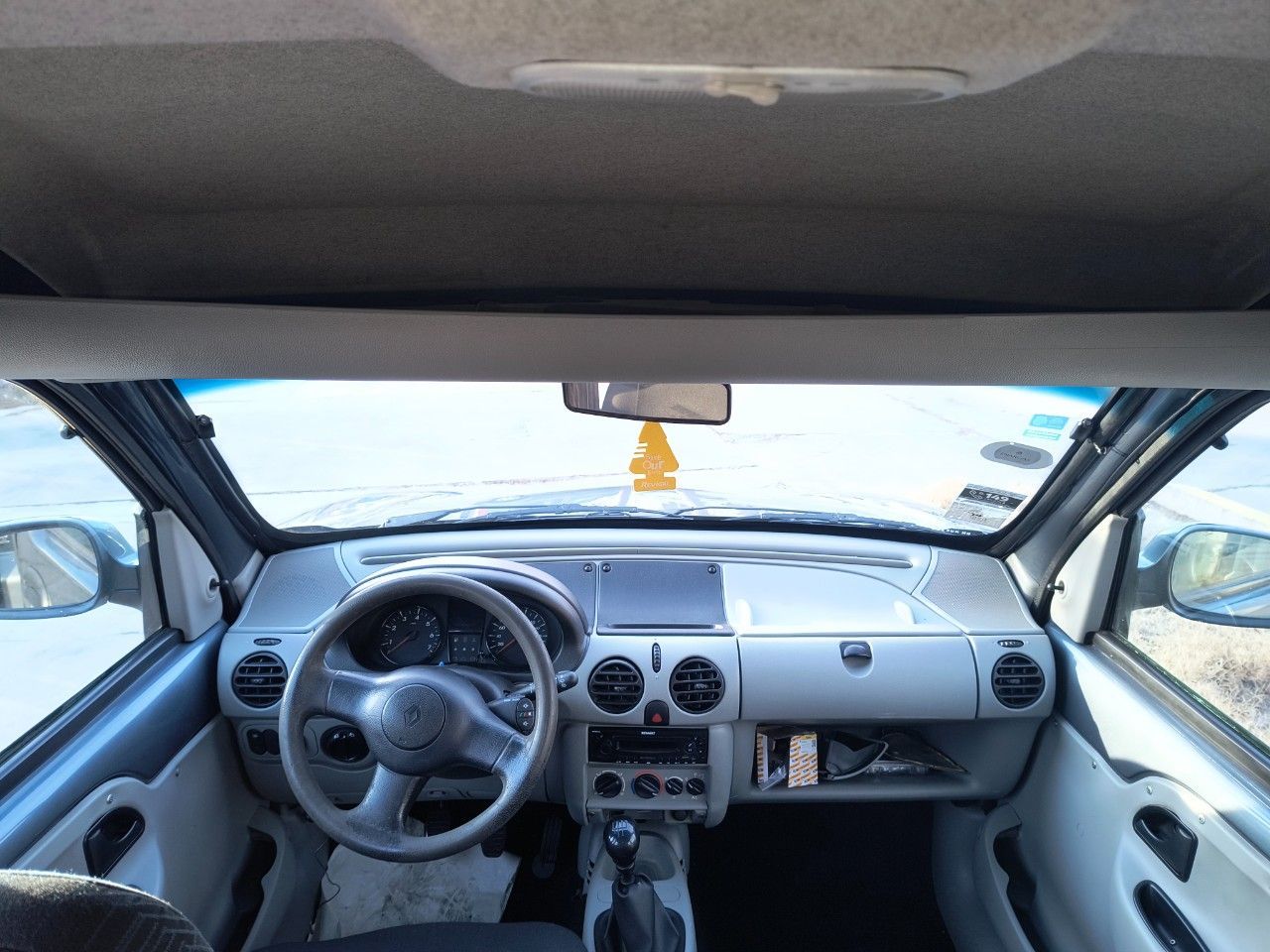 Renault Kangoo Usada Financiado en Mendoza, deRuedas
