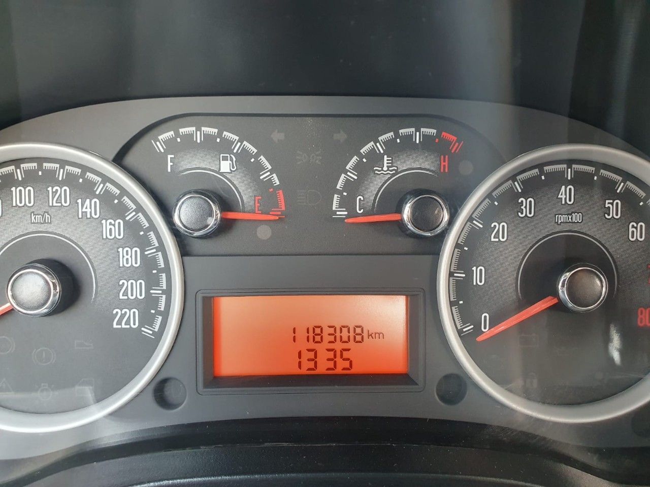Renault Kangoo Usada en Mendoza, deRuedas