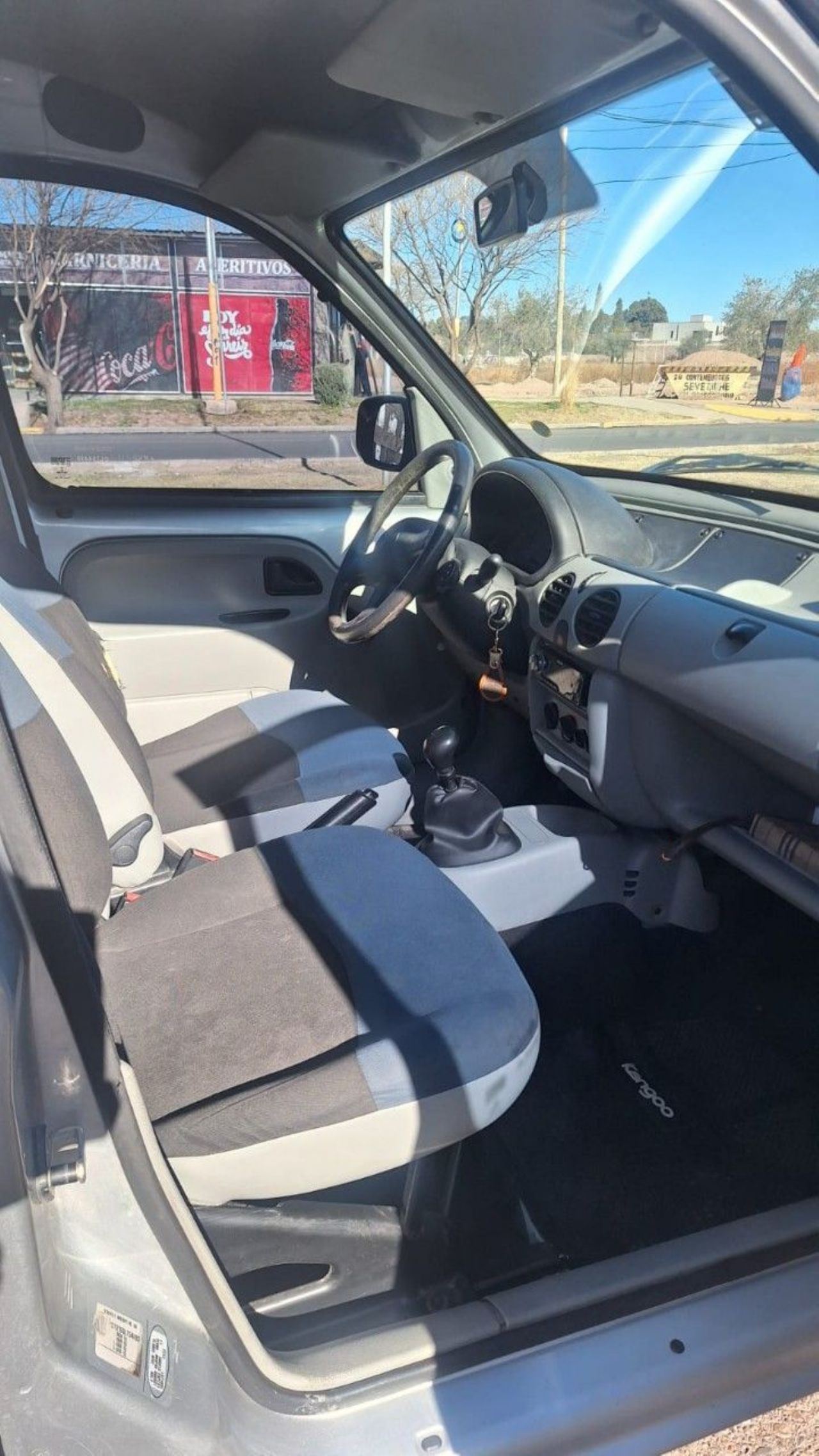 Renault Kangoo Usada en Mendoza, deRuedas