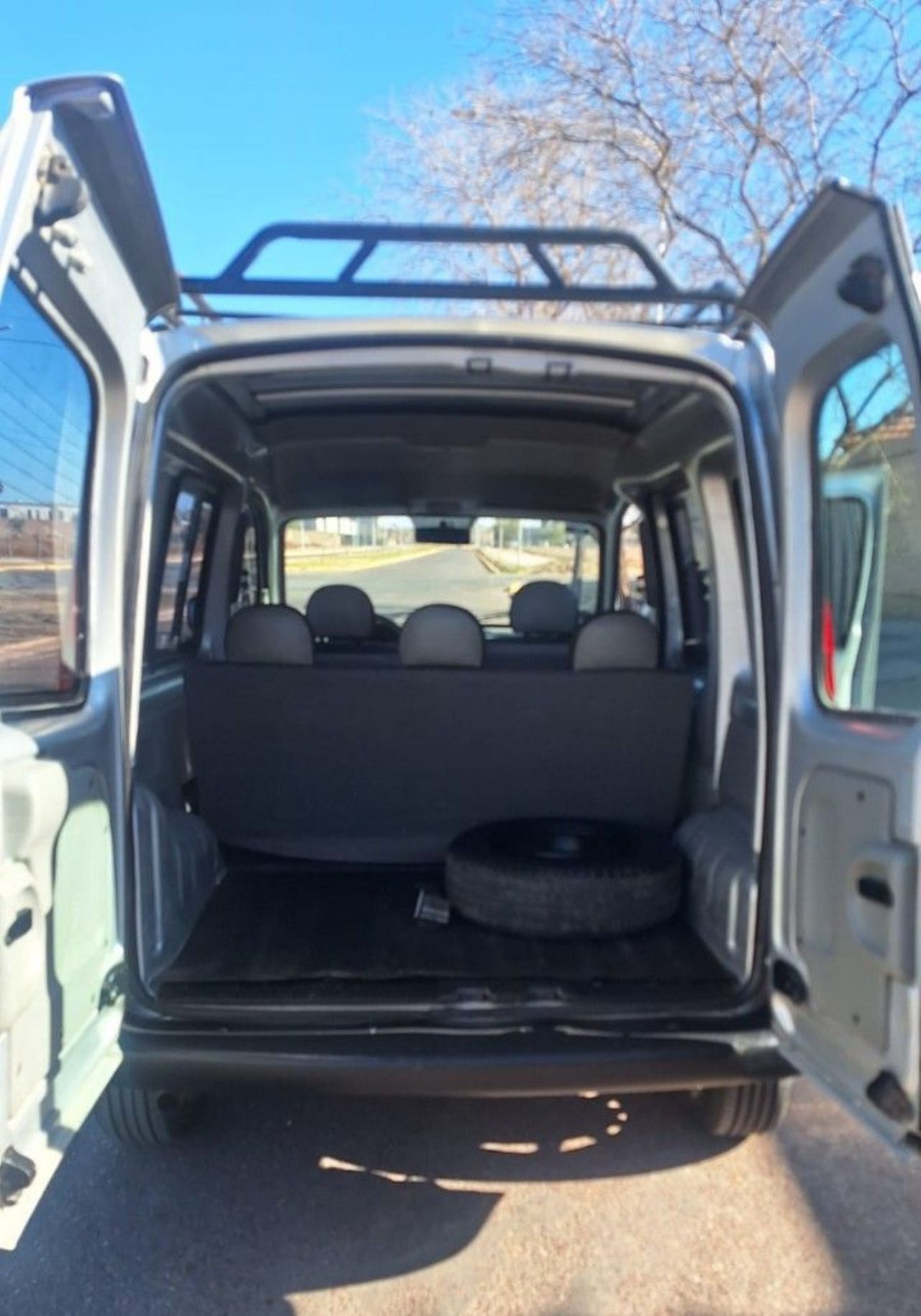 Renault Kangoo Usada en Mendoza, deRuedas