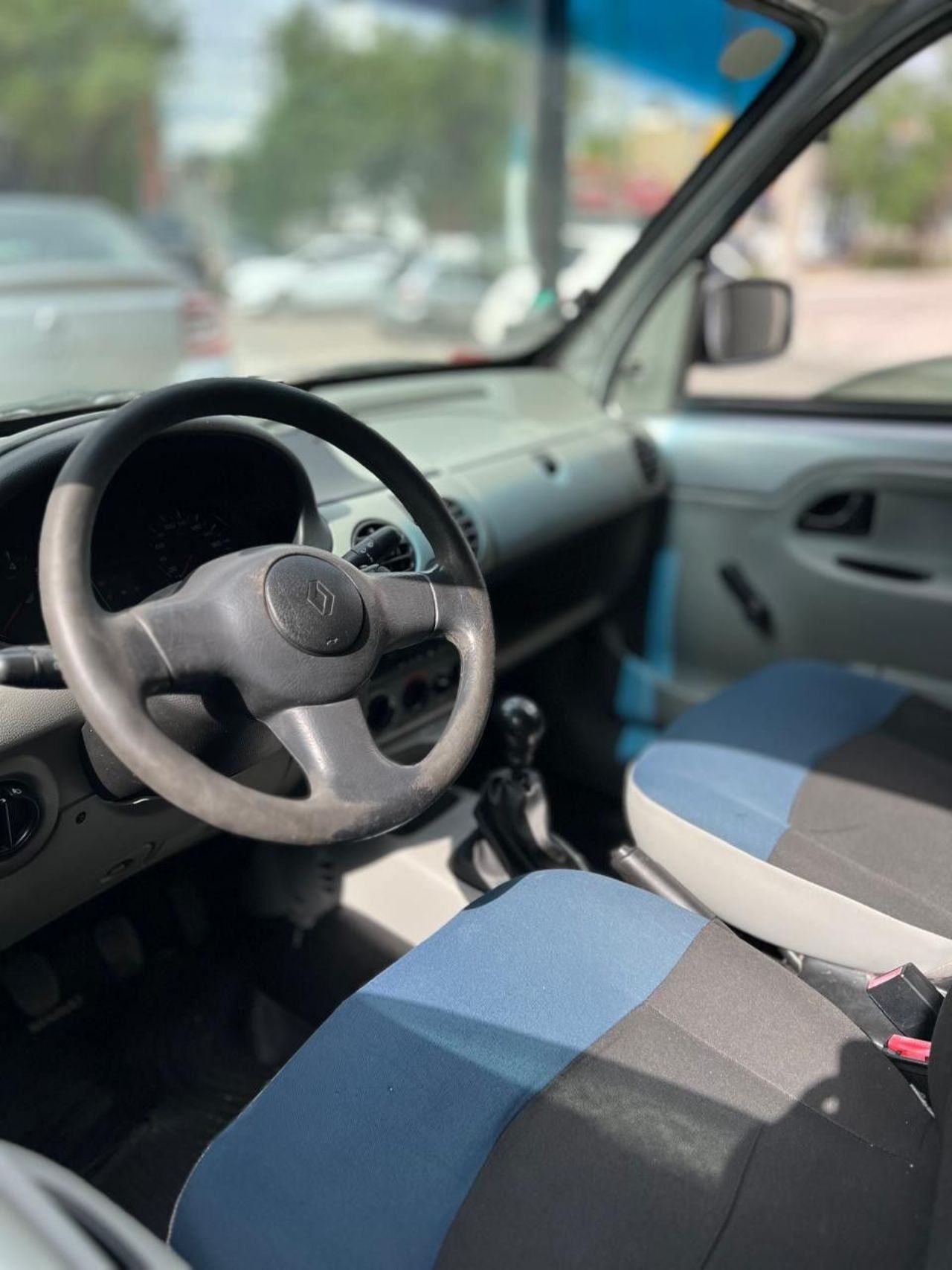 Renault Kangoo Usada Financiado en Córdoba, deRuedas