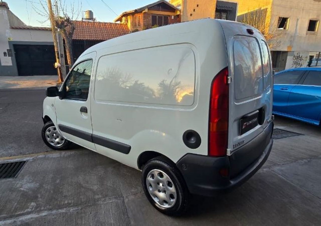 Renault Kangoo Usada en Mendoza, deRuedas