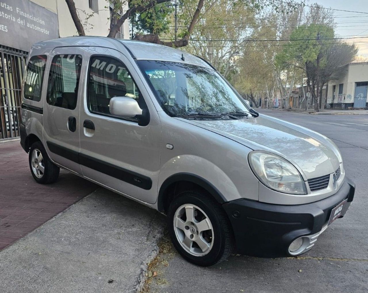 Renault Kangoo Usada Financiado en Mendoza, deRuedas