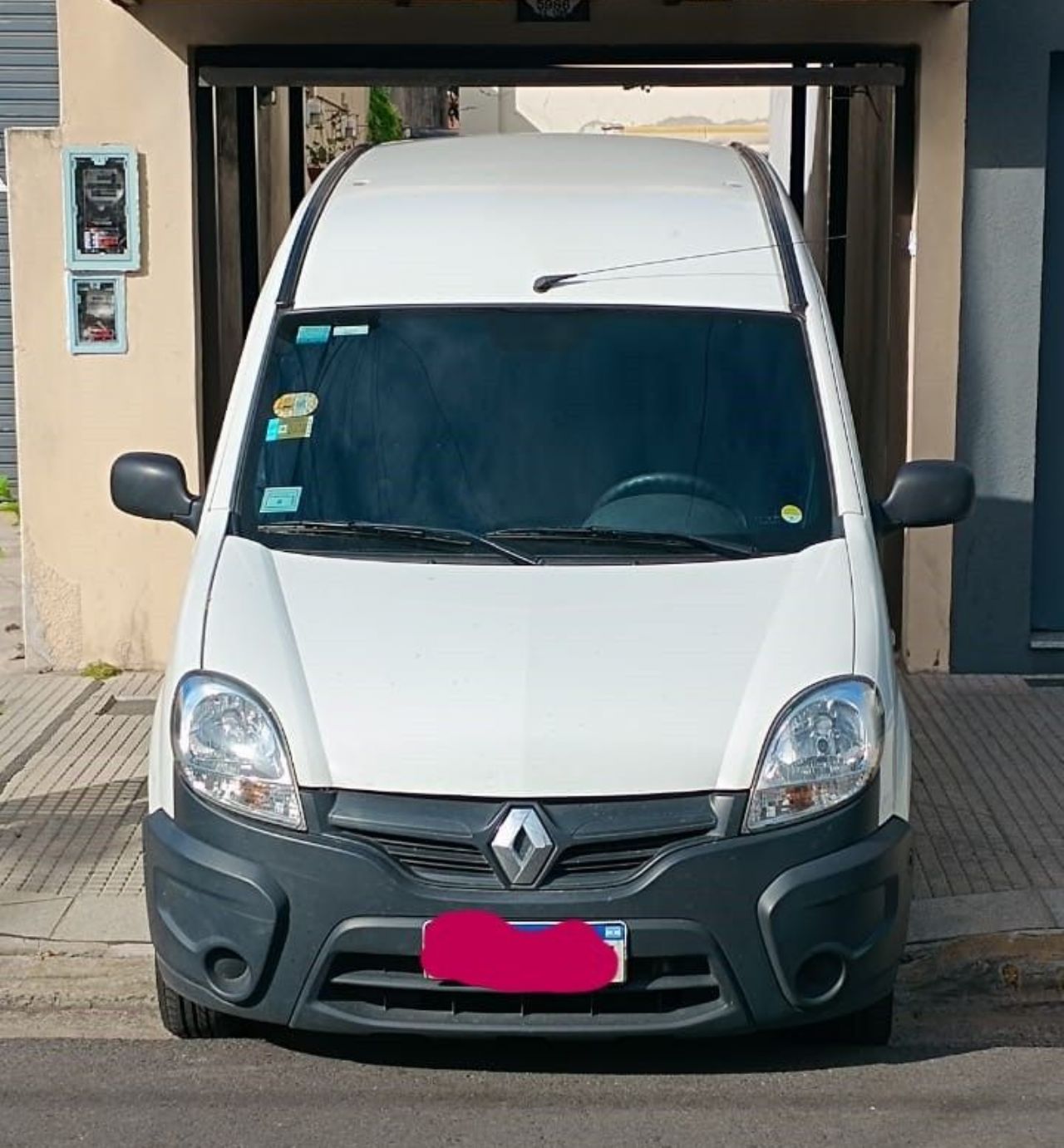 Renault Kangoo Usada en Buenos Aires, deRuedas