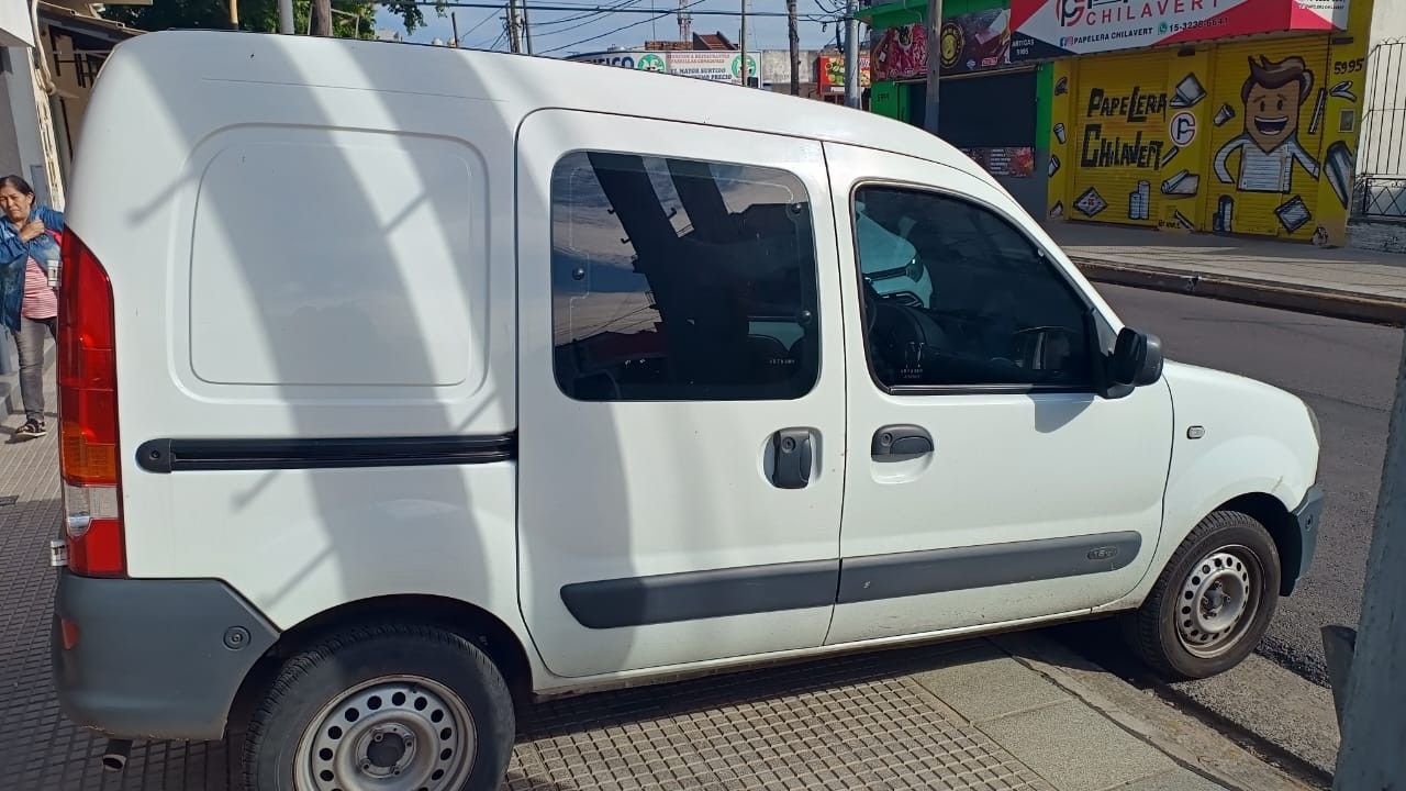Renault Kangoo Usada en Buenos Aires, deRuedas