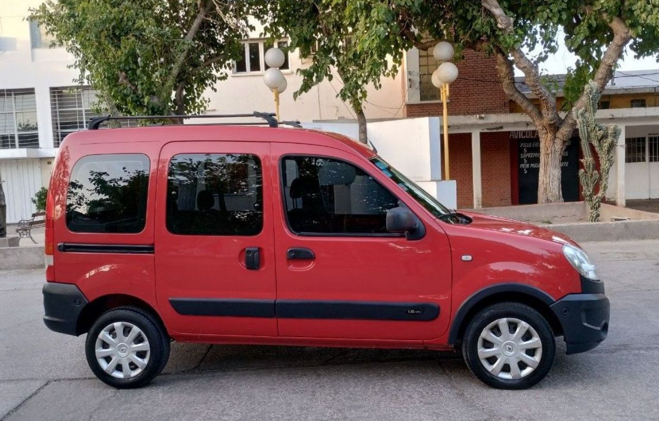 Renault Kangoo Usada en San Juan, deRuedas