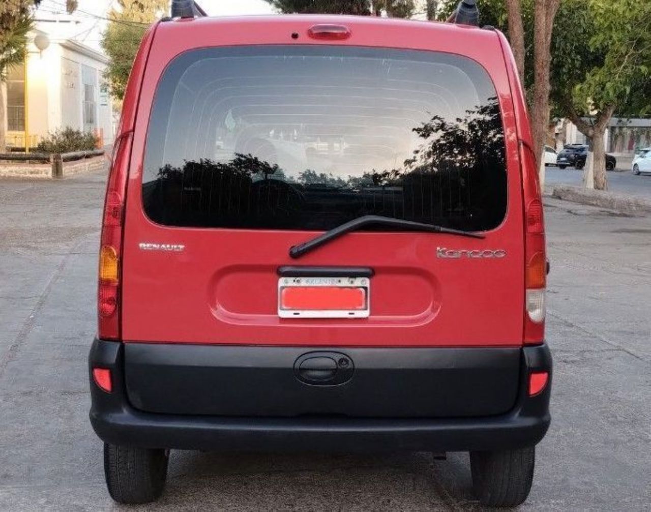 Renault Kangoo Usada en San Juan, deRuedas