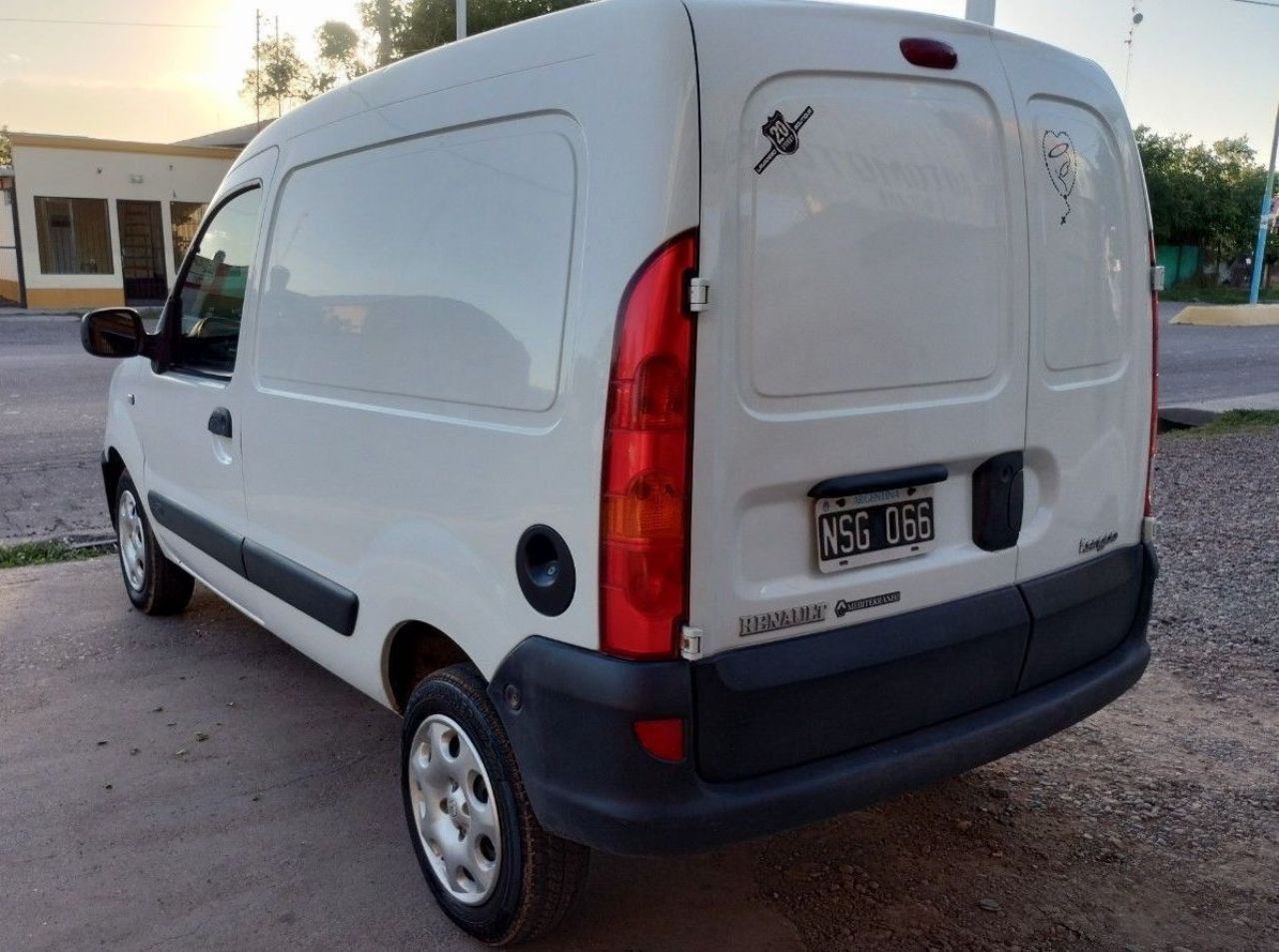Renault Kangoo Usada en Mendoza, deRuedas