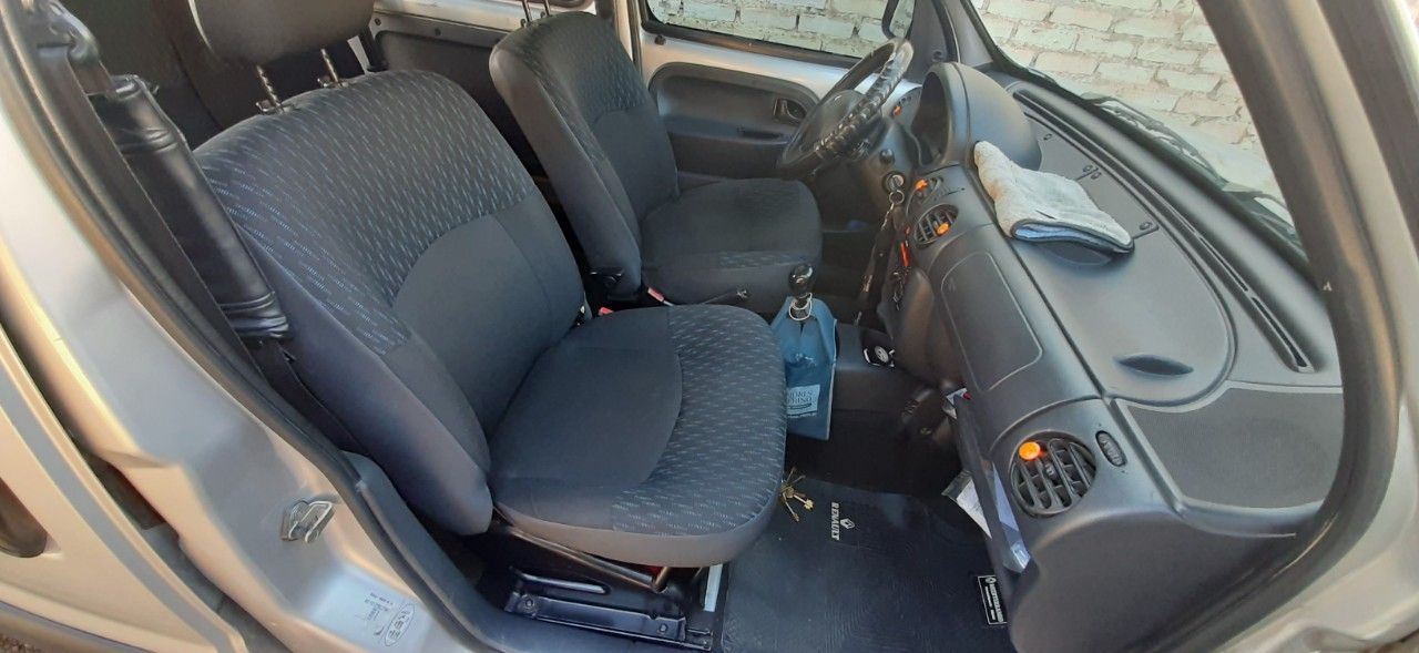 Renault Kangoo Usada en Mendoza, deRuedas