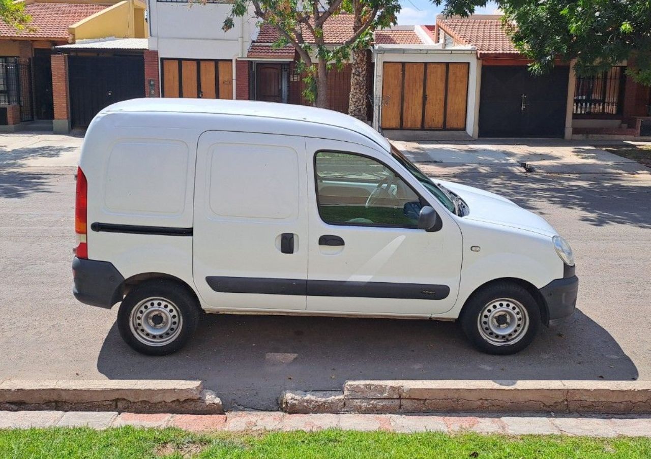 Renault Kangoo Usada en Mendoza, deRuedas