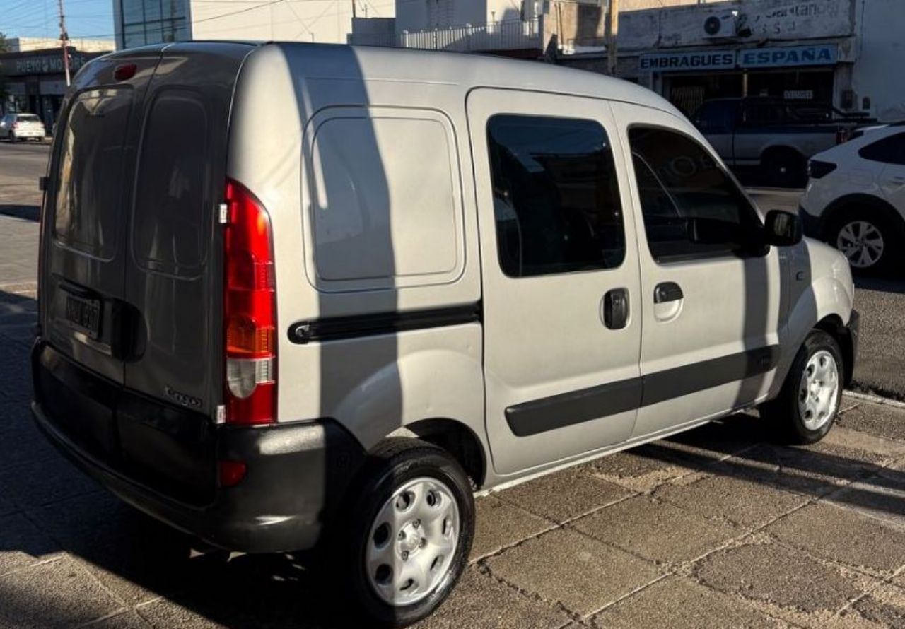 Renault Kangoo Usada en San Luis, deRuedas