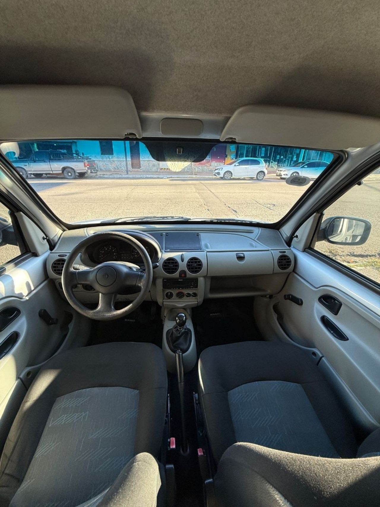 Renault Kangoo Usada en San Luis, deRuedas