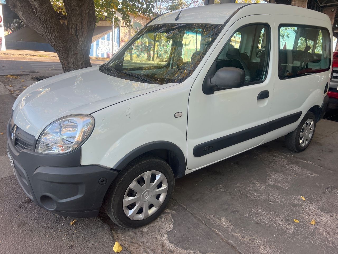 Renault Kangoo Usada Financiado en Mendoza, deRuedas