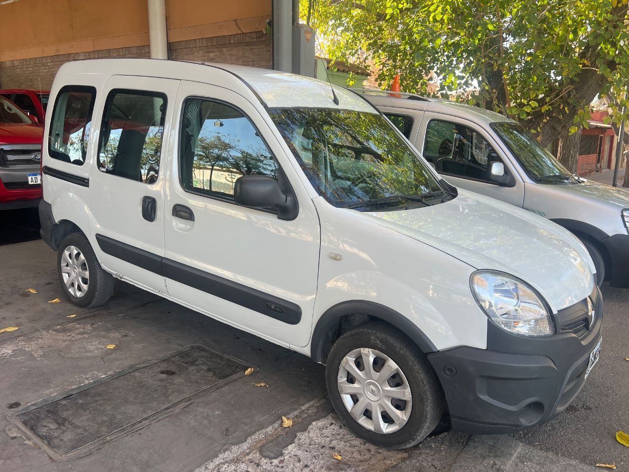 Renault Kangoo Usada Financiado en Mendoza, deRuedas