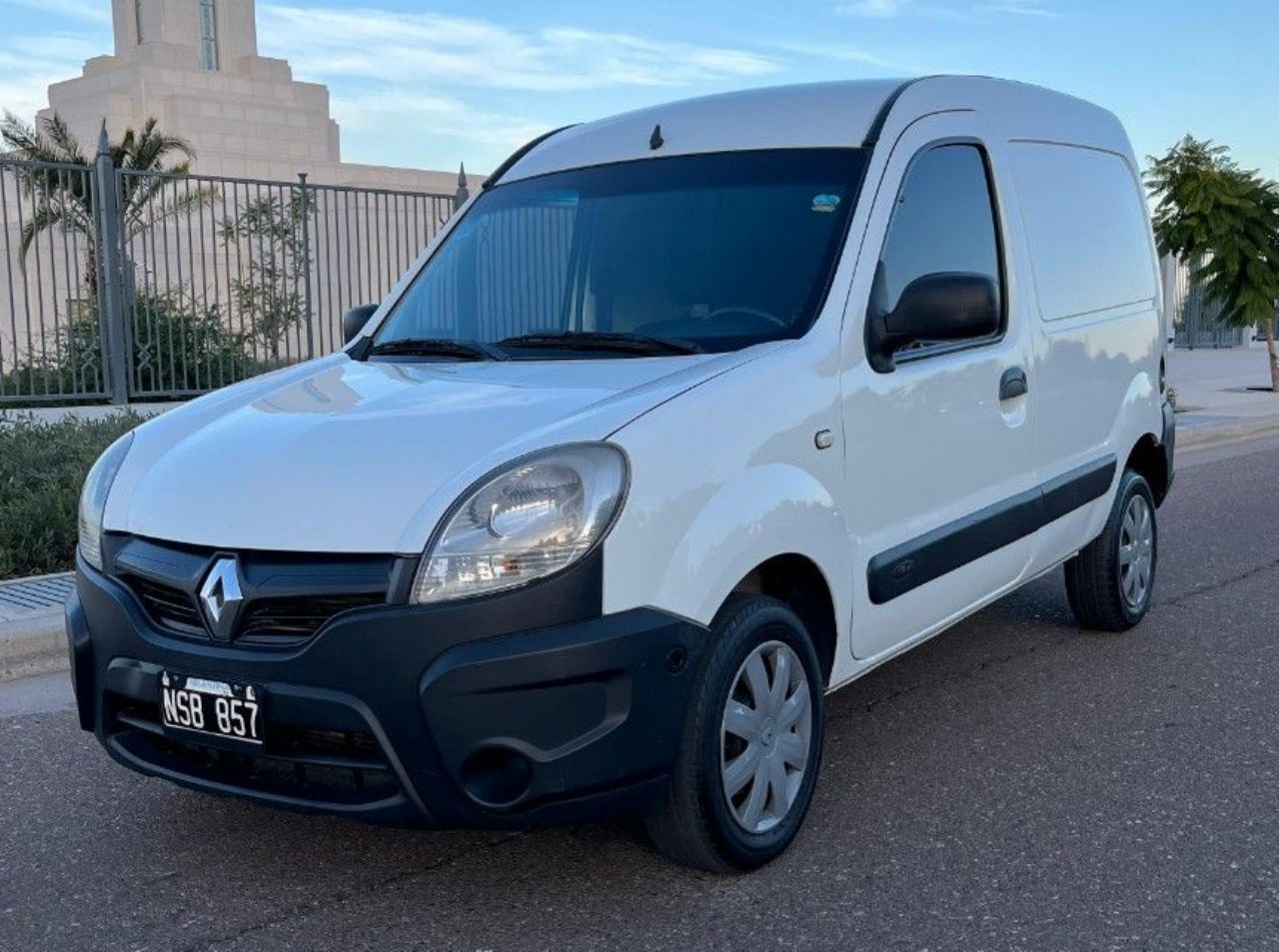 Renault Kangoo Usada en Mendoza, deRuedas