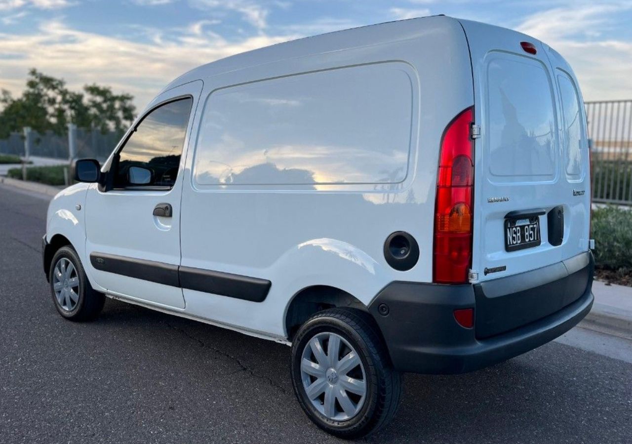 Renault Kangoo Usada en Mendoza, deRuedas