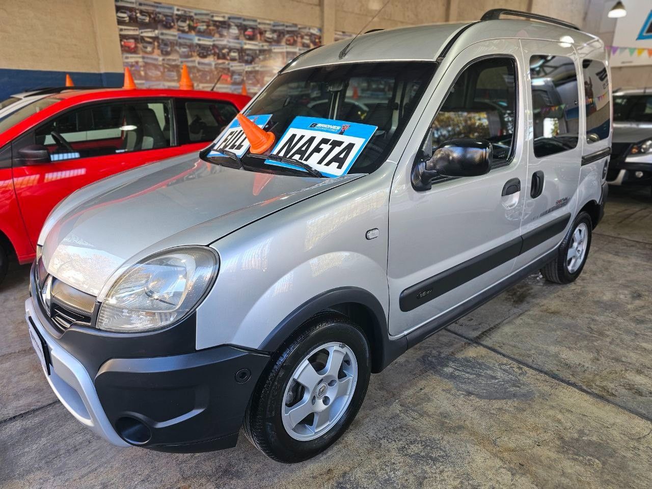 Renault Kangoo Usada en Mendoza, deRuedas