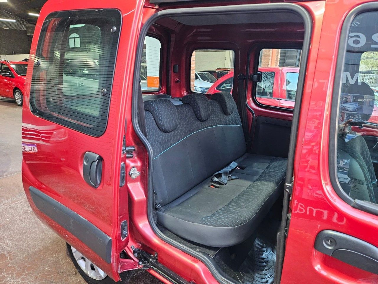 Renault Kangoo Usada en Mendoza, deRuedas