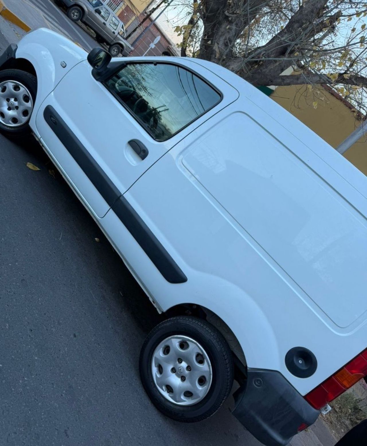 Renault Kangoo Usada Financiado en Mendoza, deRuedas
