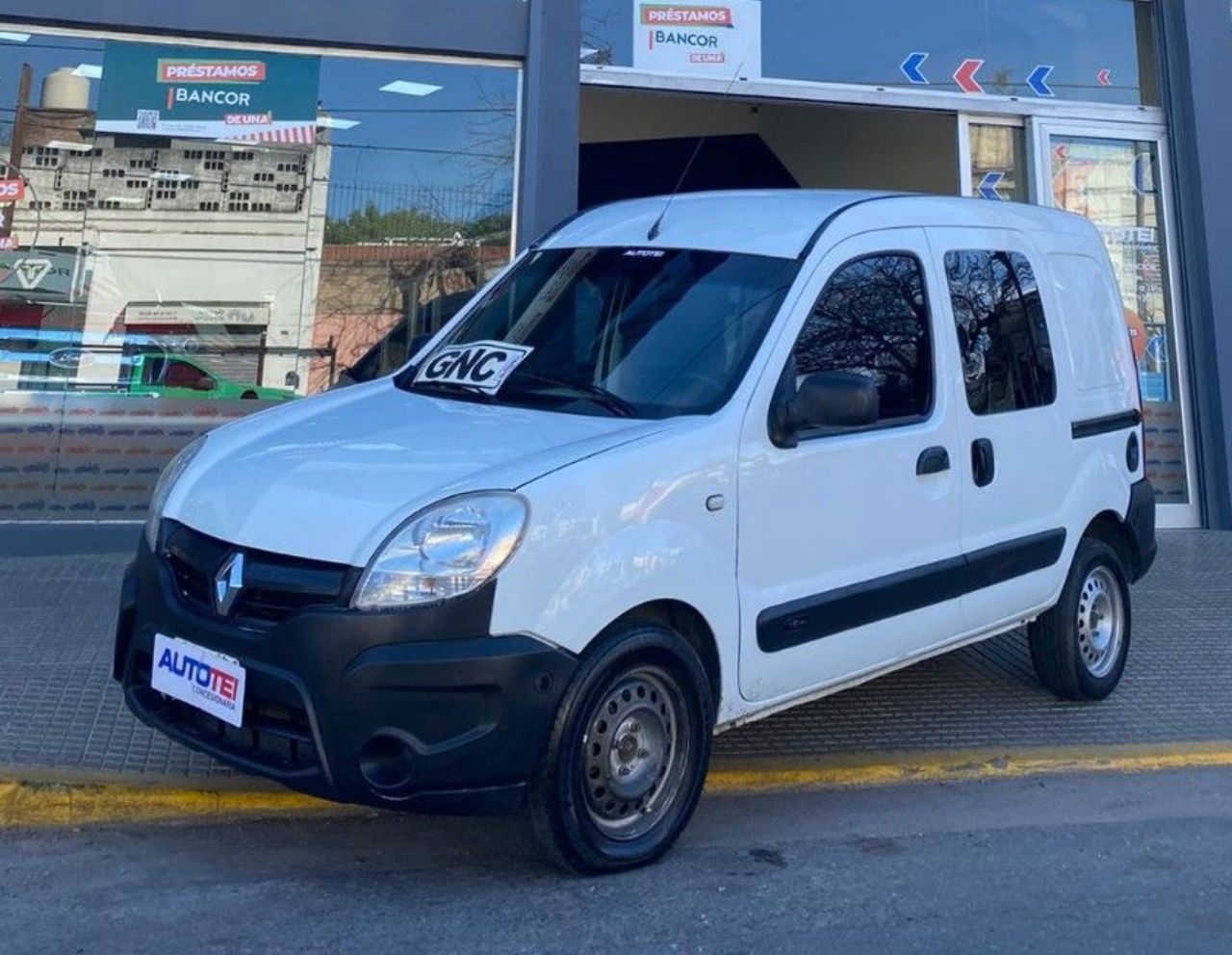 Renault Kangoo Usada Financiado en Córdoba, deRuedas