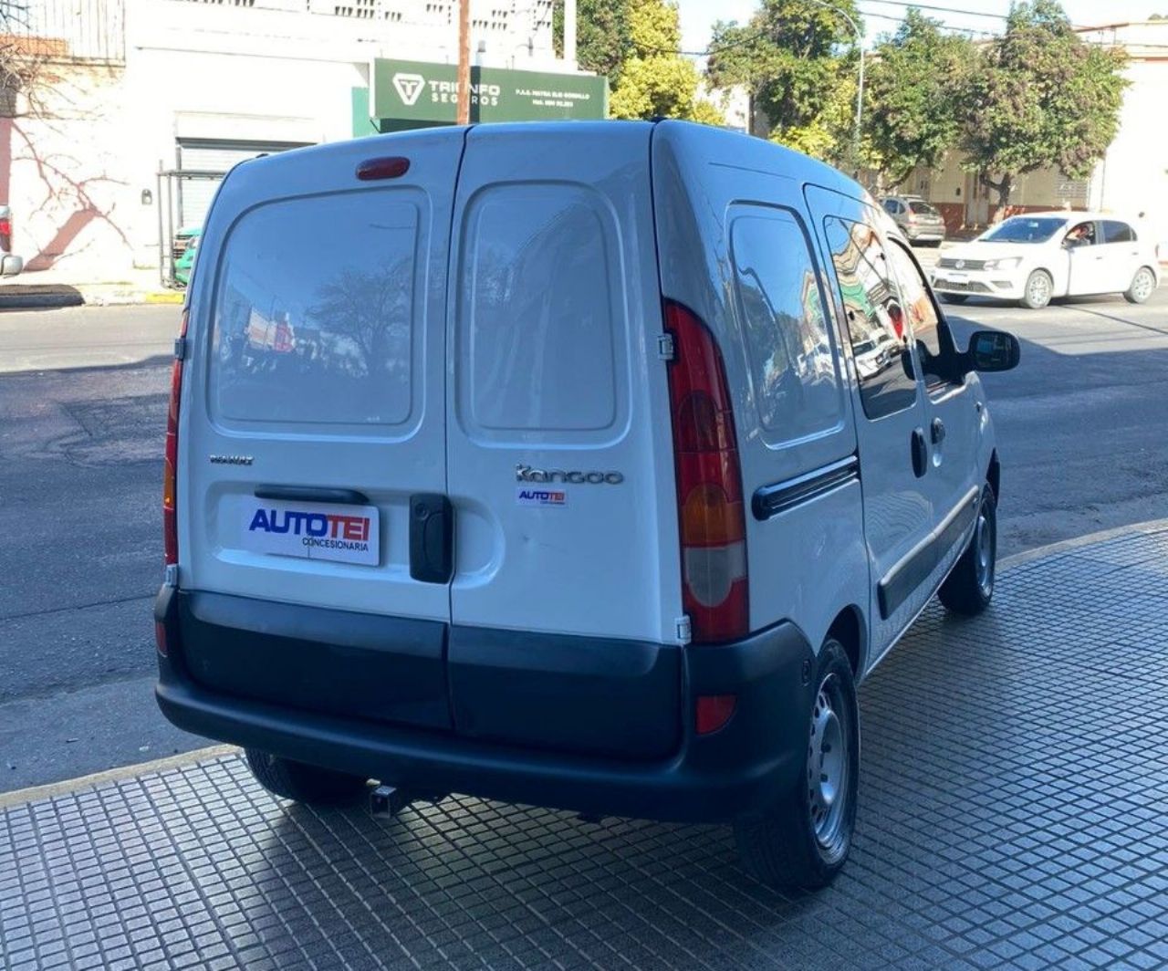 Renault Kangoo Usada Financiado en Córdoba, deRuedas