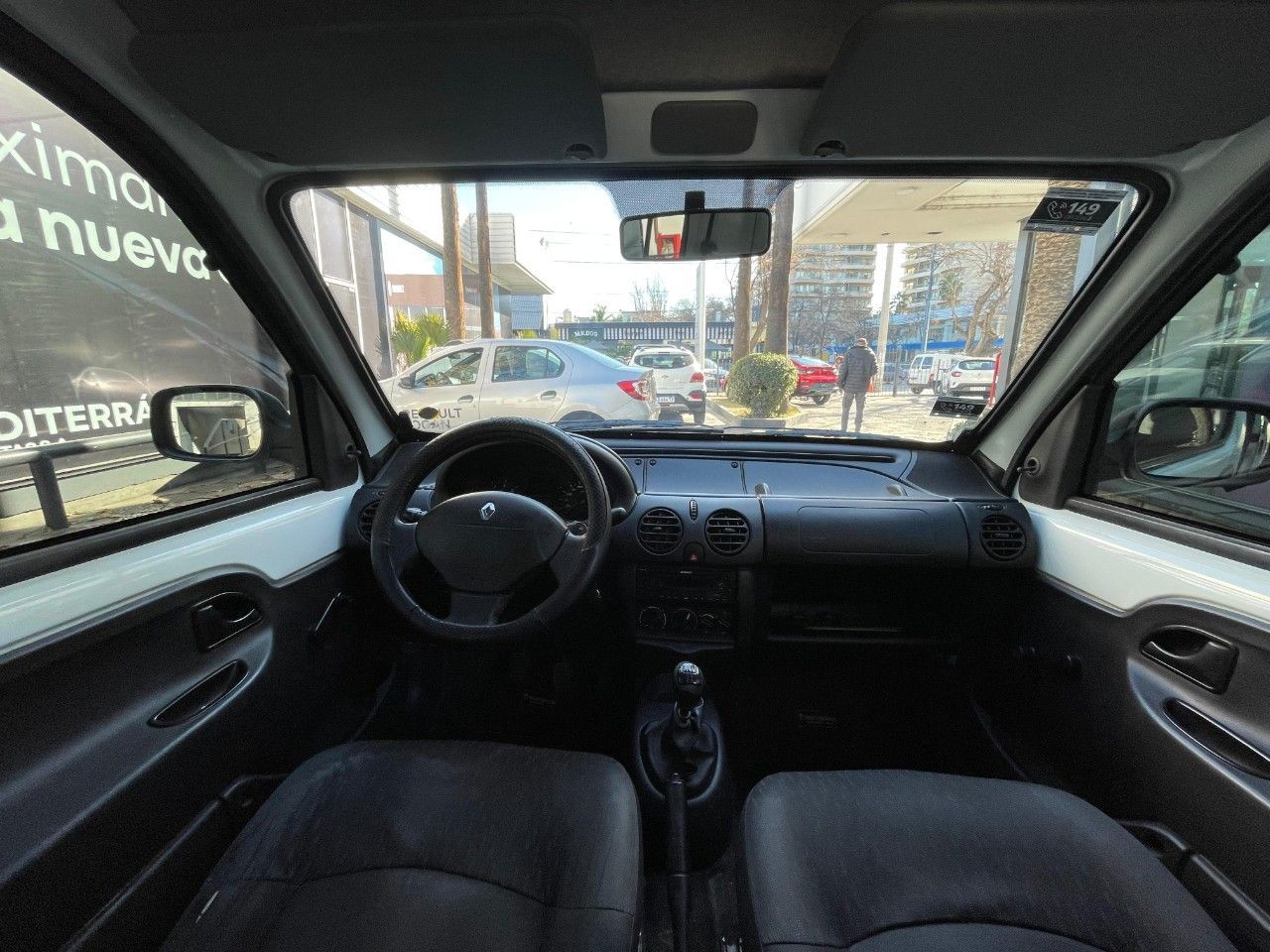 Renault Kangoo Usada en Mendoza, deRuedas
