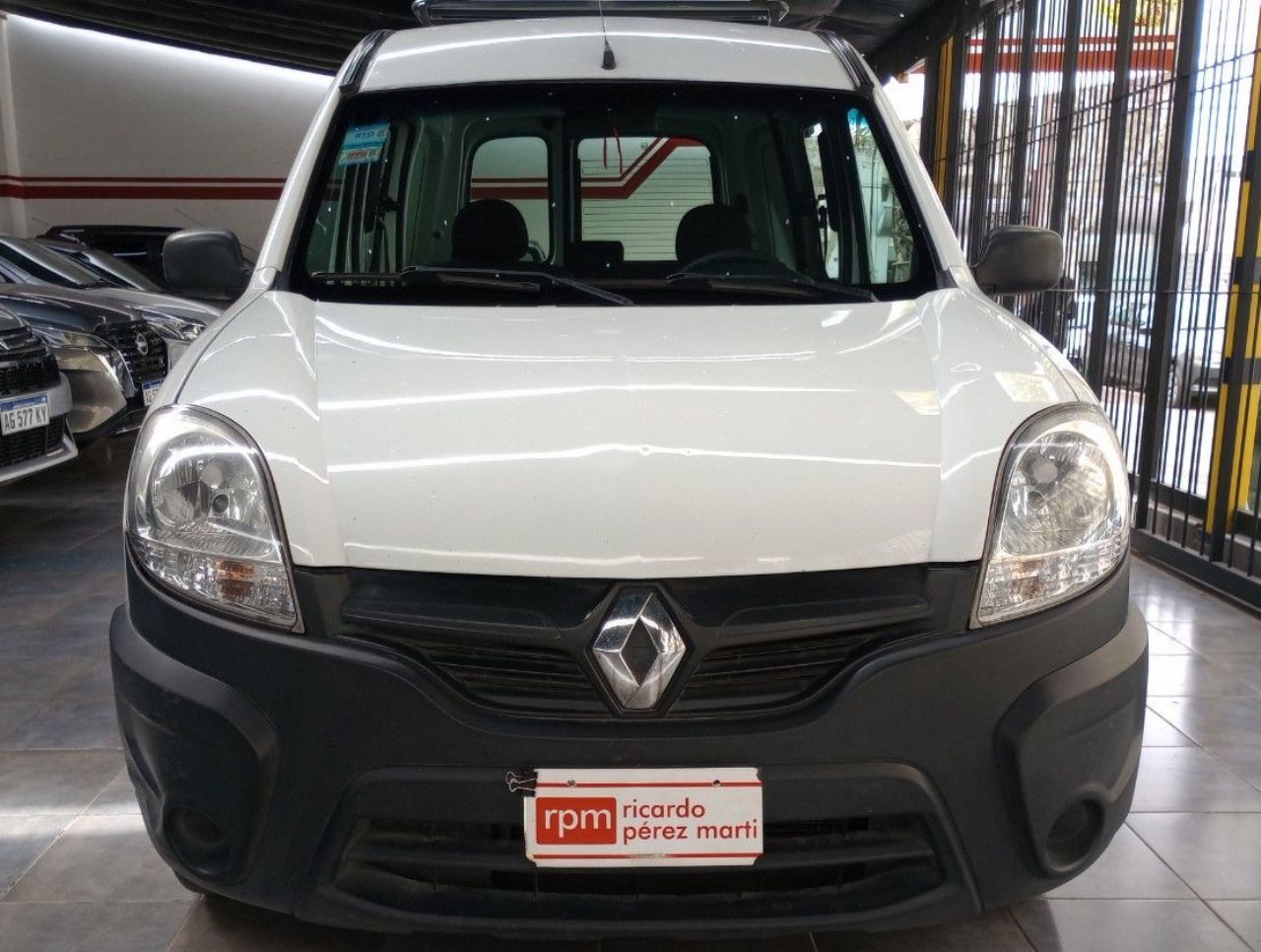 Renault Kangoo Usada en Mendoza, deRuedas