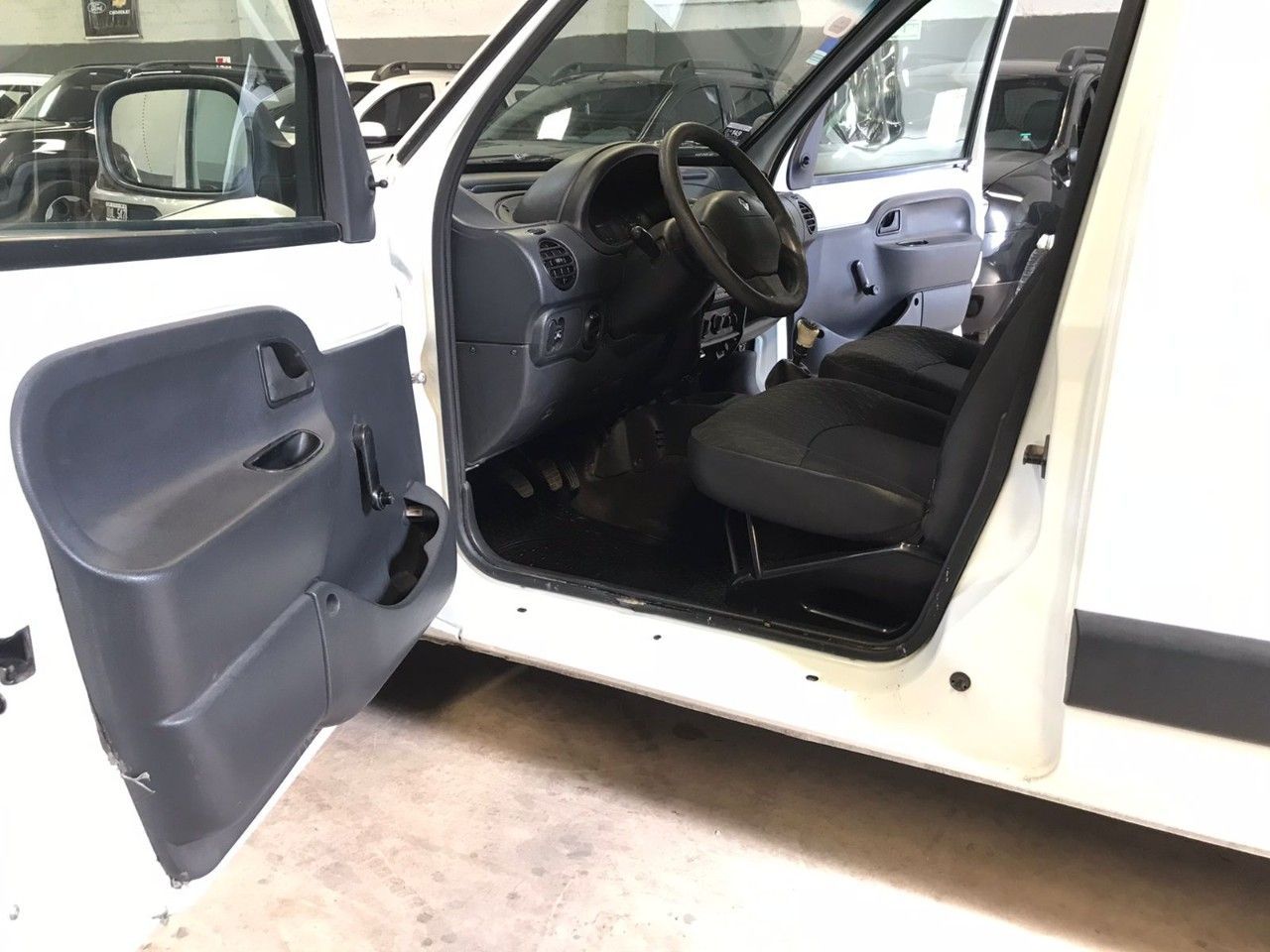 Renault Kangoo Usada en Mendoza, deRuedas