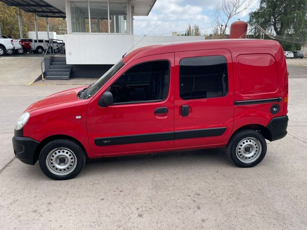 Renault Kangoo Usada en Mendoza, deRuedas