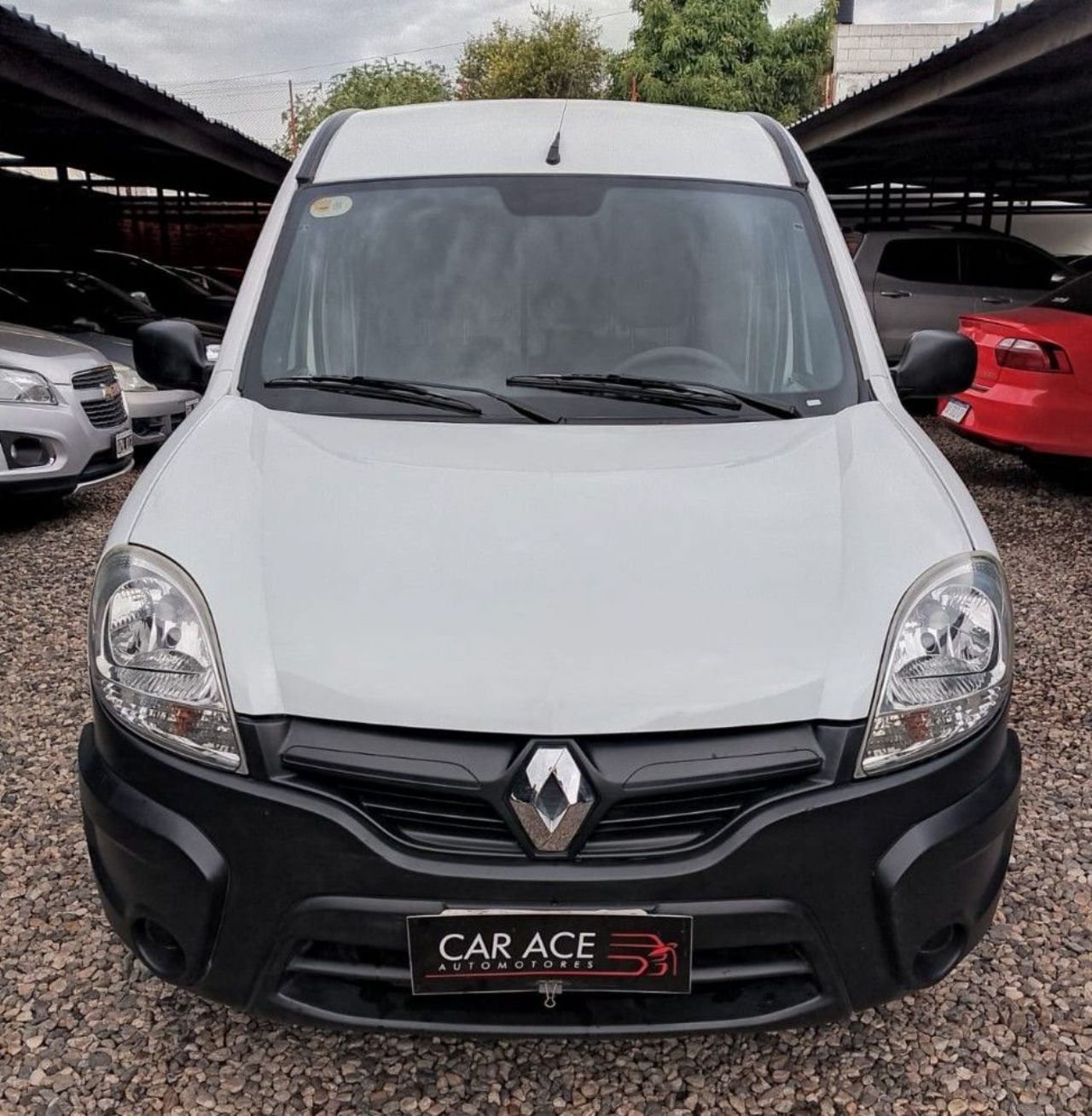 Renault Kangoo Usada Financiado en Córdoba, deRuedas