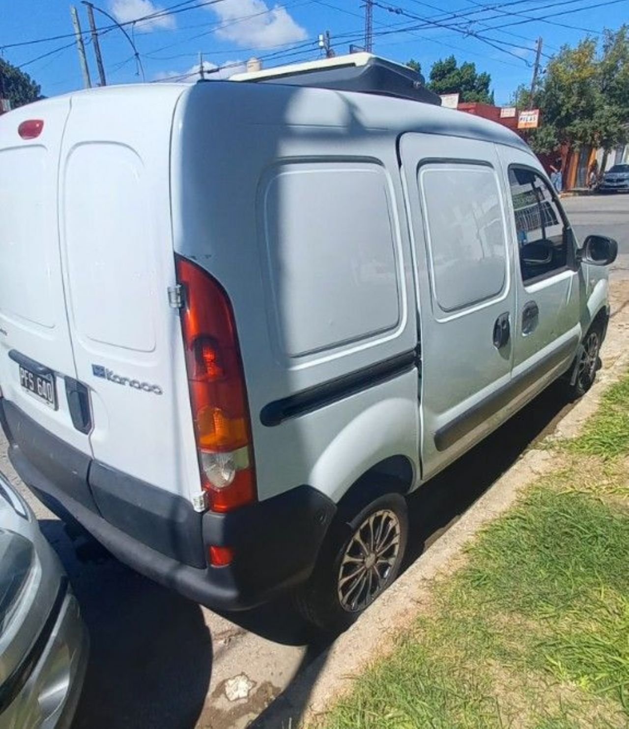 Renault Kangoo Usada Financiado en Córdoba, deRuedas