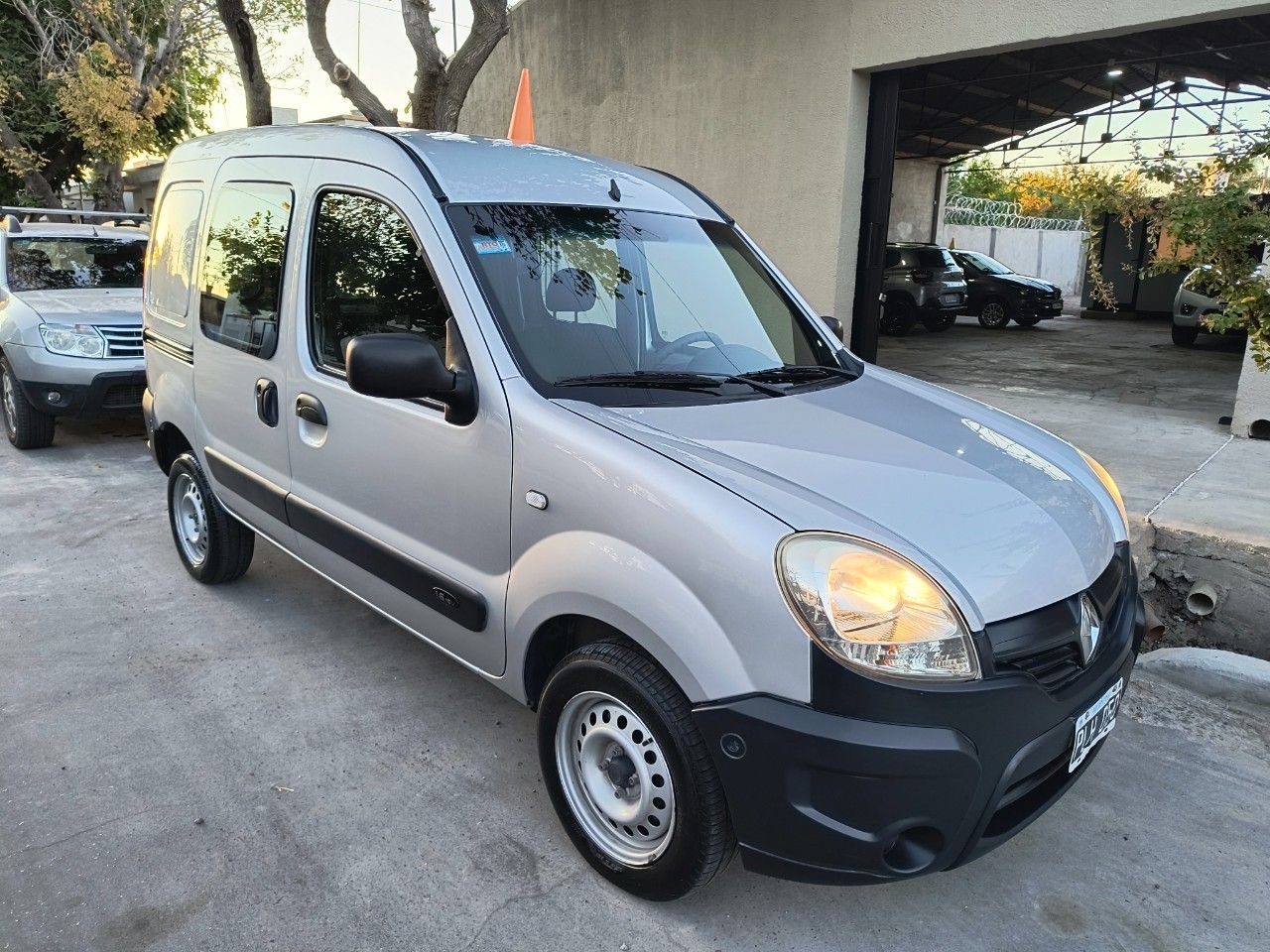 Renault Kangoo Usada en Mendoza, deRuedas