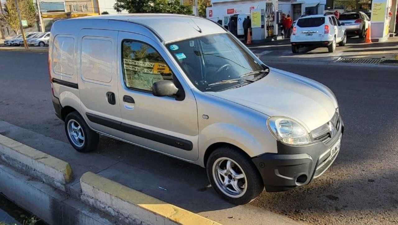 Renault Kangoo Usada en Mendoza, deRuedas