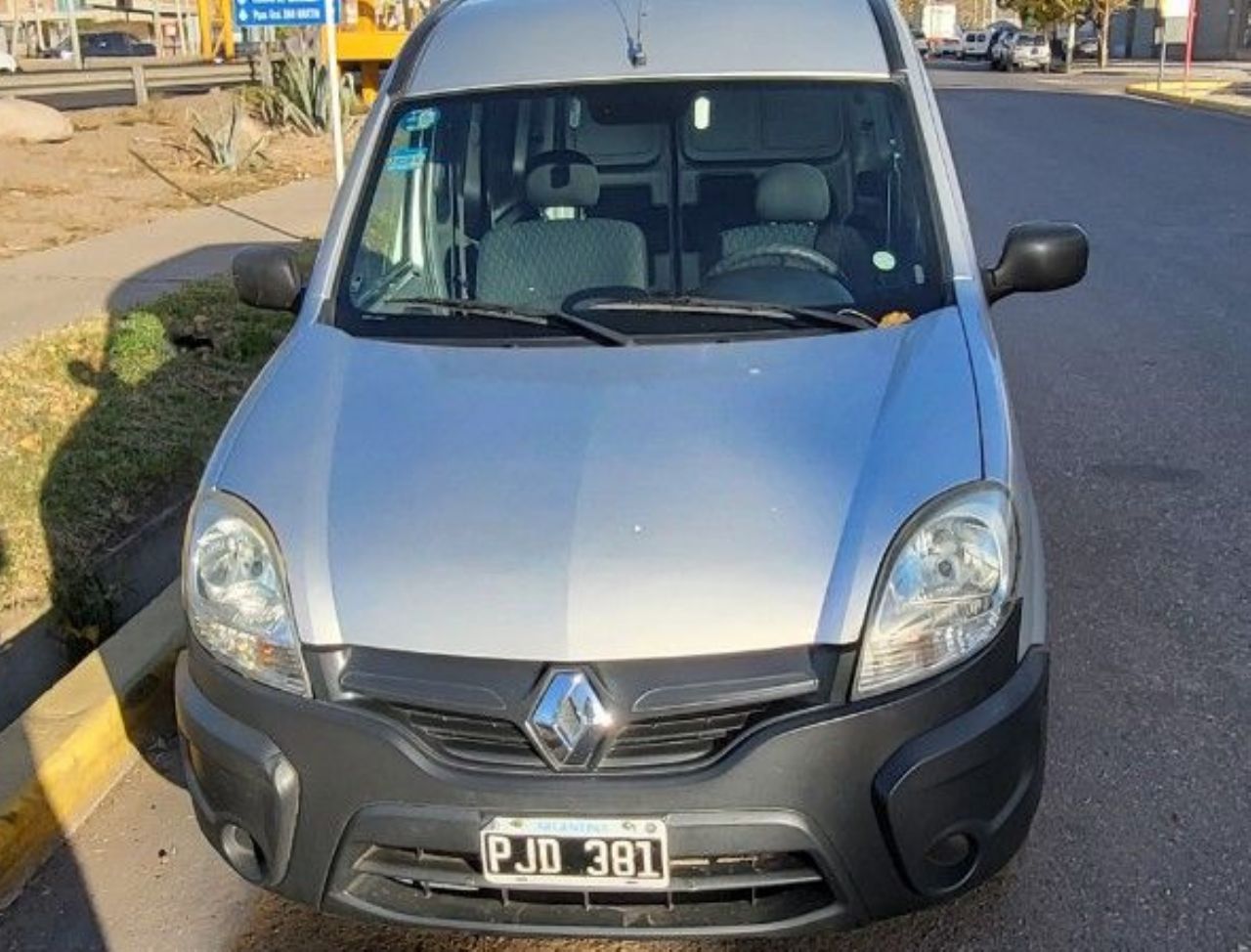 Renault Kangoo Usada en Mendoza, deRuedas