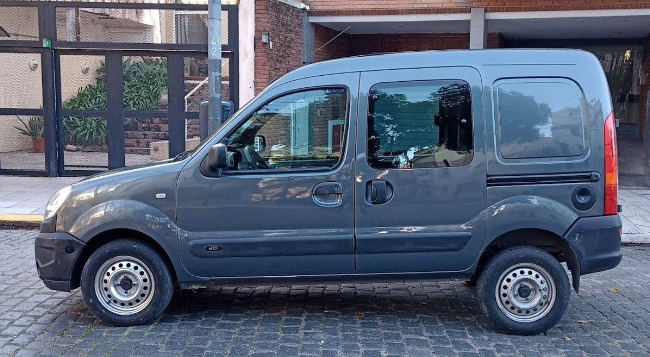 Renault Kangoo Usada en Buenos Aires, deRuedas