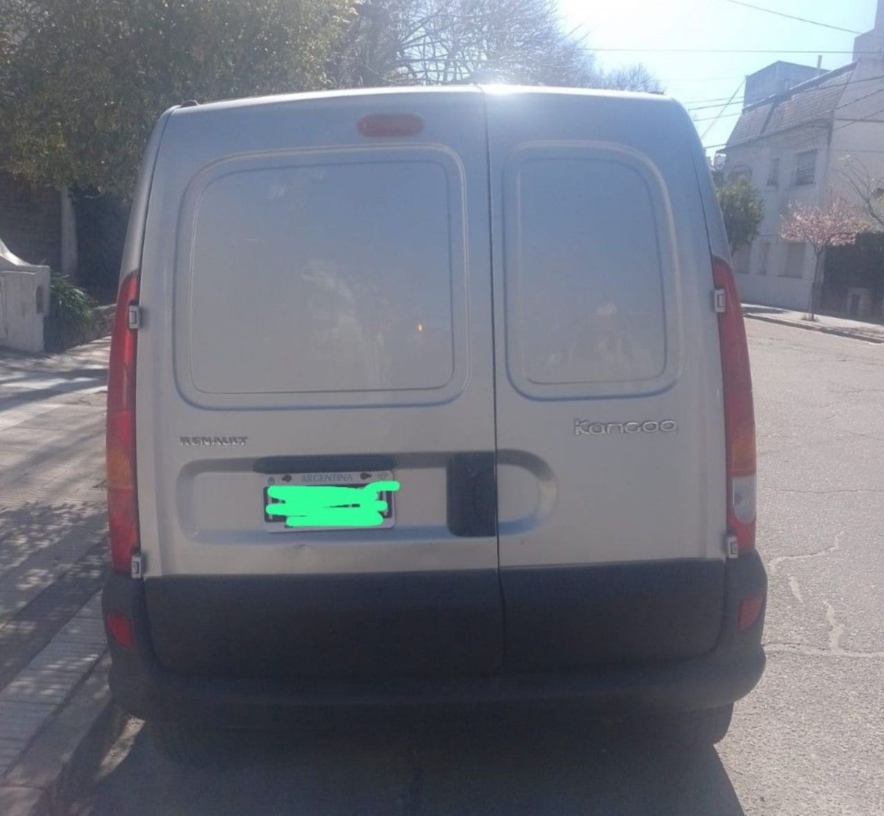 Renault Kangoo Usada en Buenos Aires, deRuedas