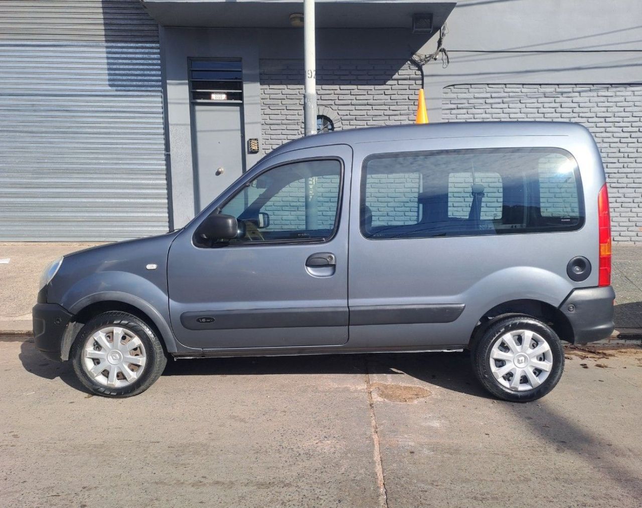 Renault Kangoo Usada Financiado en Buenos Aires, deRuedas