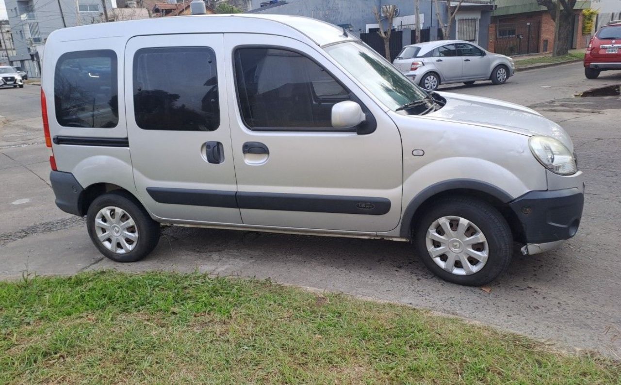 Renault Kangoo Usada Financiado en Buenos Aires, deRuedas